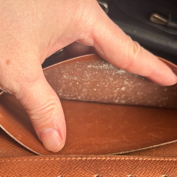 Louis Vuitton Brown and Gold Monogram Card Holder - Picture 13 of 17